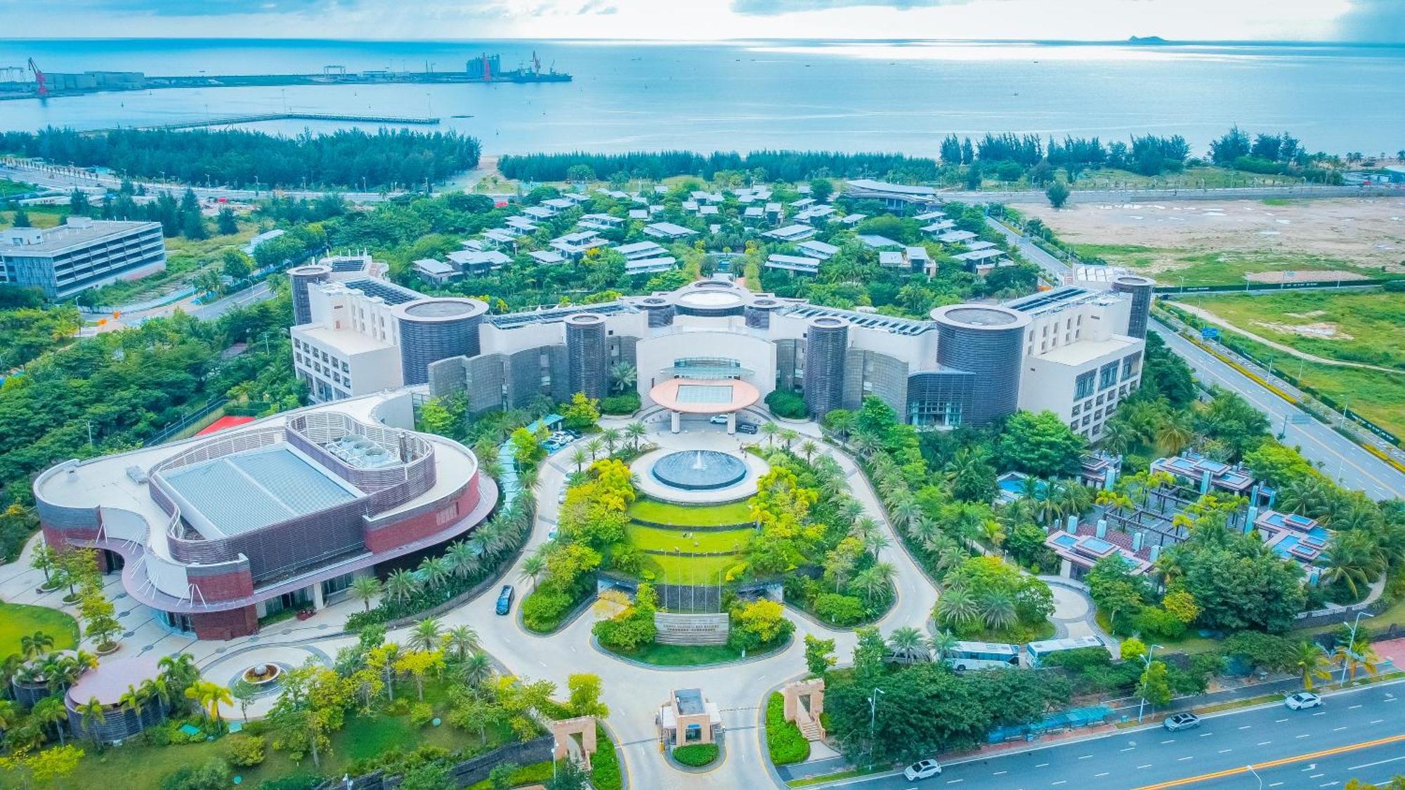 Thousand Cranes Sanya Yazhou Bay Int'L Exchange Centre,Curio By Hilton Bagian luar foto